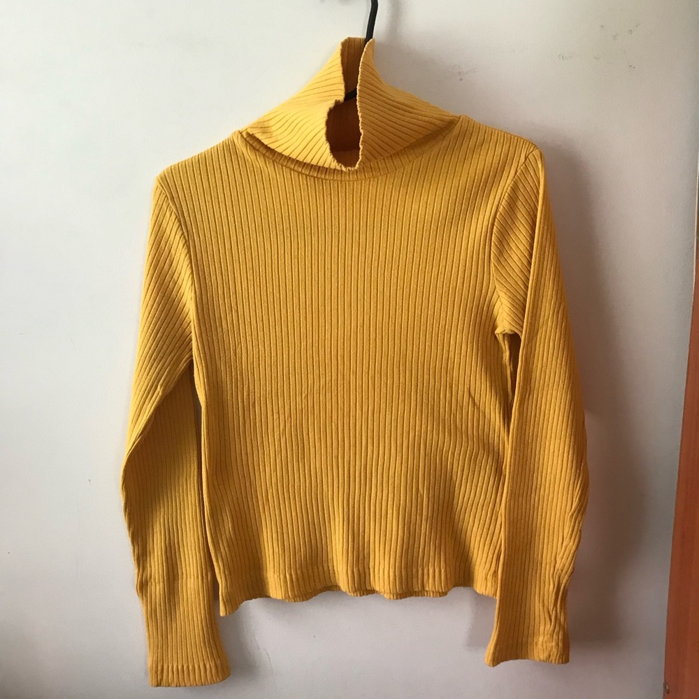 Red Paint Cotton Turtleneck Yellow Color